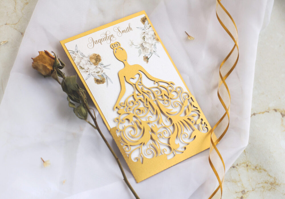 Tarjeta Láser 46 - Vestido Quinceañera Flores Doradas - Imagen 2