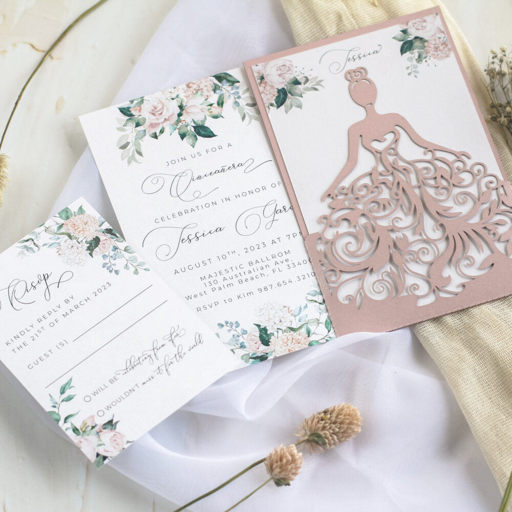Tarjeta Láser 46 - Vestido Quinceañera Rosas y Hortensias