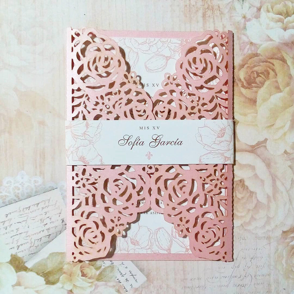 Tarjeta Láser 47 - Flores con Faja