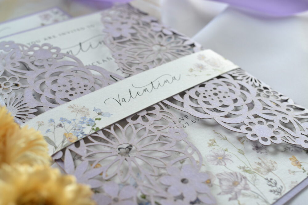 Tarjeta Láser 62 - Flores y Mariposas - Imagen 6