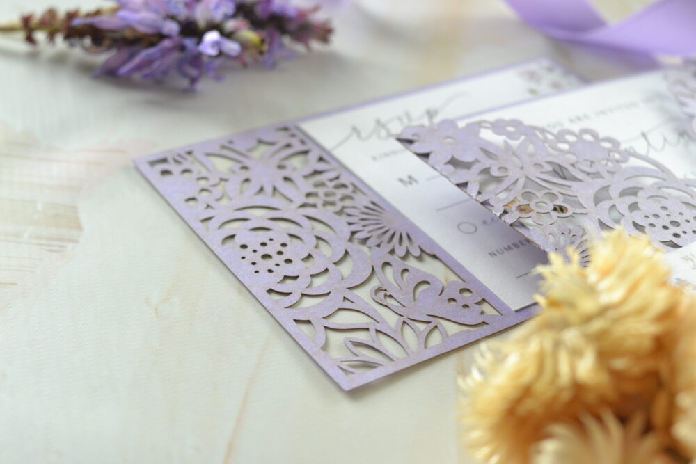 Tarjeta Láser 62 - Flores y Mariposas - Imagen 5