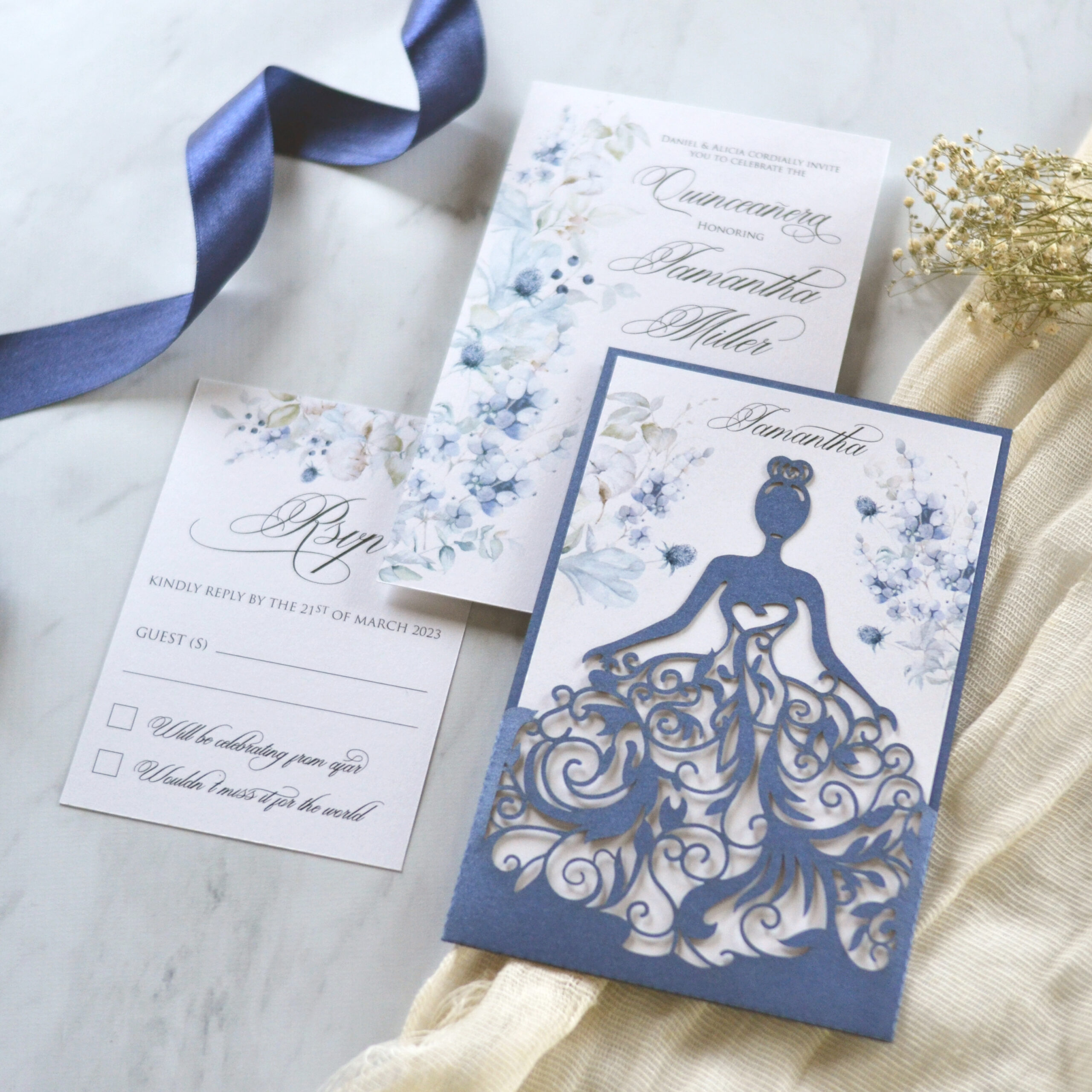 Tarjeta Láser 46 – Vestido Quinceañera Flores Azules - Cutting Art