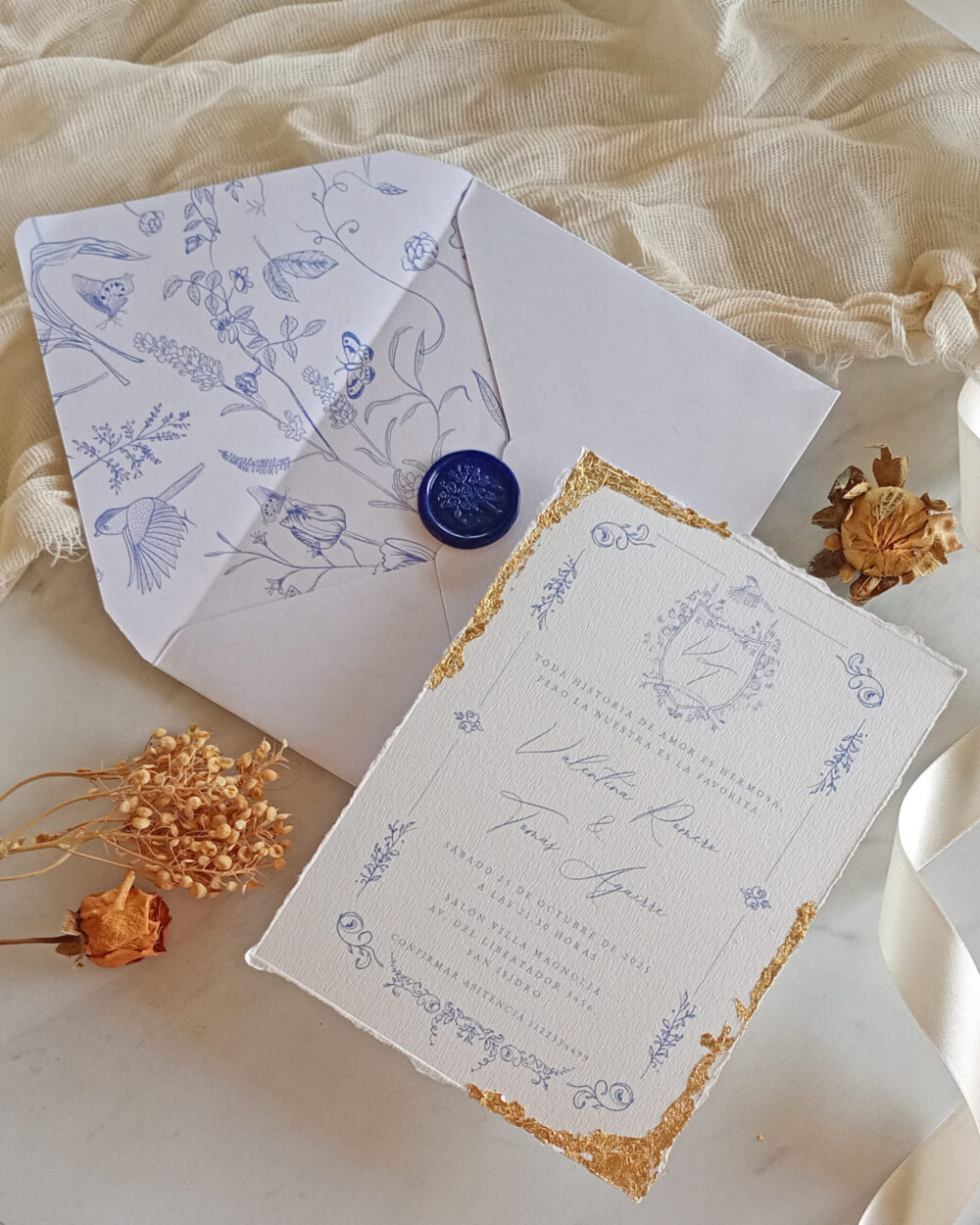 Deckled Edge Blue Victoria - Imagen 2